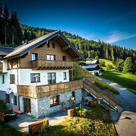 Aigenberg Appartements Flachau Bagian luar foto