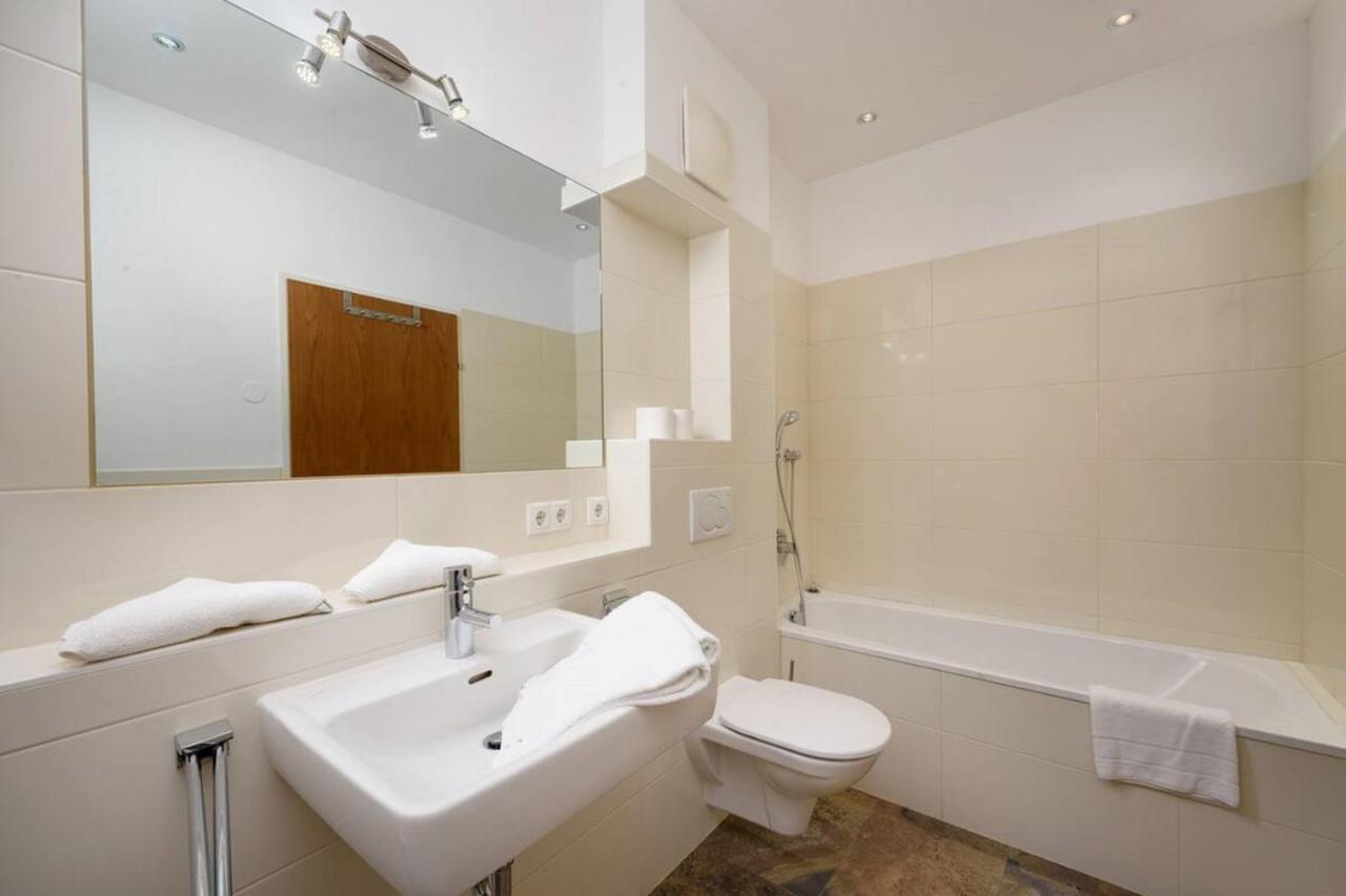 Aigenberg Appartements Flachau Bagian luar foto